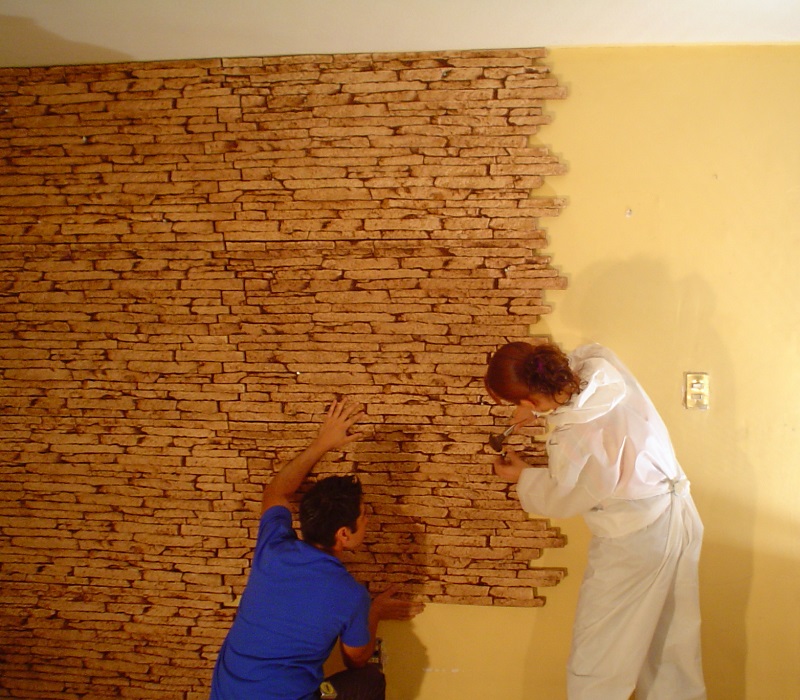Cómo colocar paredes con paneles decorativos imitación piedra